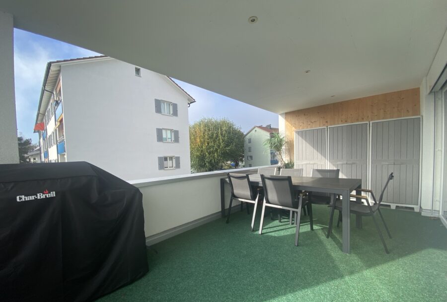 Terrasse - 3 Zimmer-Wohnung | Neuwertig | Fußbodenheizung | 76 qm