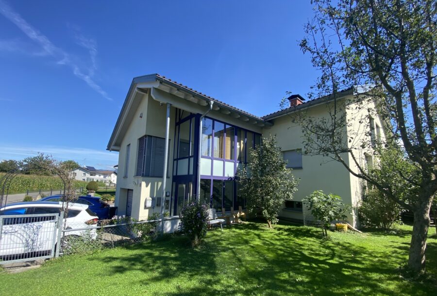 Garten - Wohnhaus | großzügiger Garten | Garage |  moderne Ausstattung