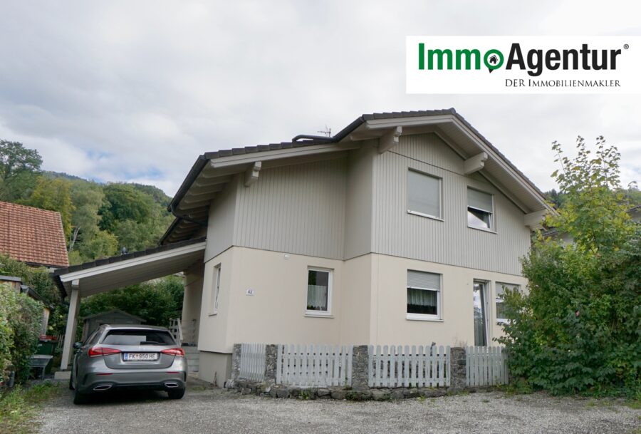 Immo-Agentur Titelbild - Tolles Mehrfamilienhaus mit 2 Wohnungen in Götzis zu verkaufen