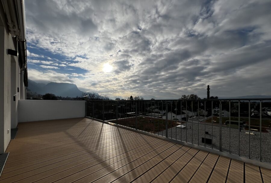 Terrasse - 3 Zimmer-Wohnung | Tischler Möbel | Dornbirn | Traumausblick